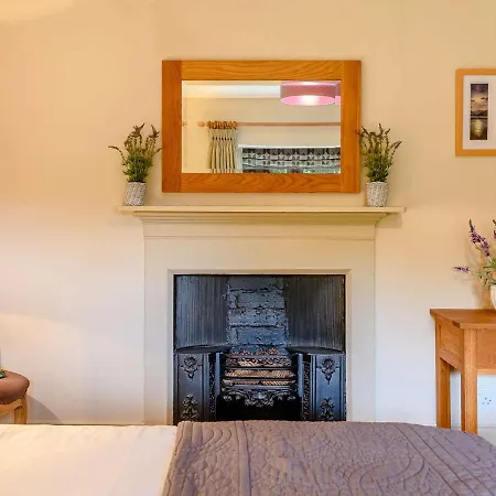 4 Bed In Ullswater 88023 *