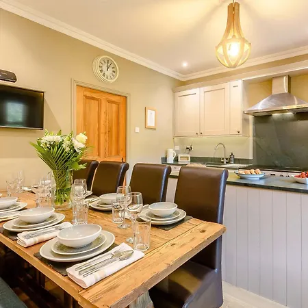 Holiday home 4 Bed In Ullswater 88023 *
