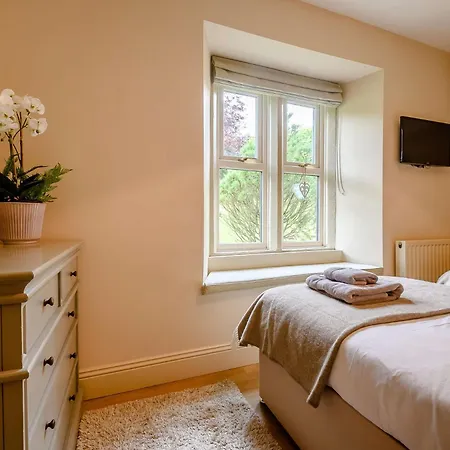 4 Bed In Ullswater 88023 Holiday home Dockray