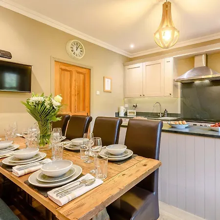 4 Bed In Ullswater 88023 Dockray